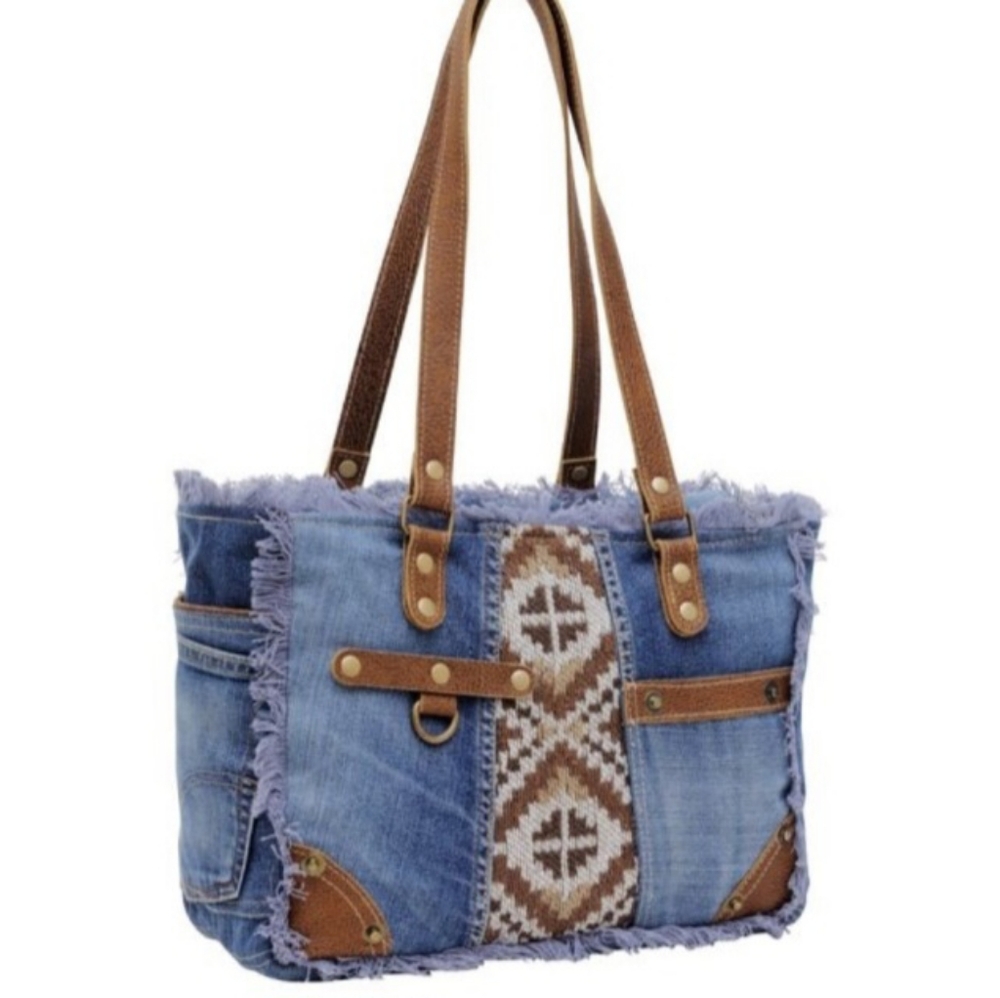 Myra bag